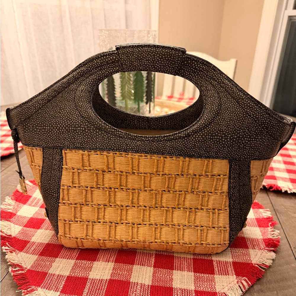 Brahmin Capri Terrace Straw Tote excellent quality. Adorable and sturdy